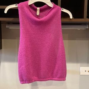 Cashmere Crop tank (purple)